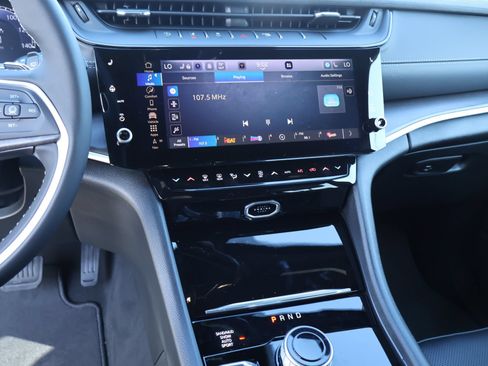New 2026 Jeep Grand Cherokee L Limited AWD/4WD image 5
