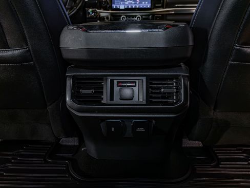 Used 2022 Ford F150 Lariat w/ Equipment Group 502A High AWD/4WD image 28
