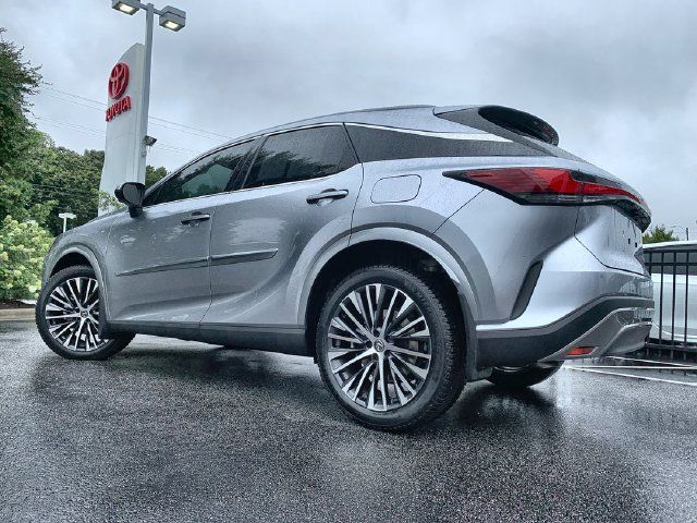 Used 2023 Lexus RX 350 Premium Plus w/ Cold Area Package FWD image 6