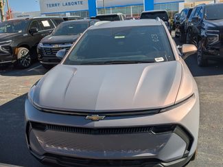 New 2026 Chevrolet Equinox EV LT video 2