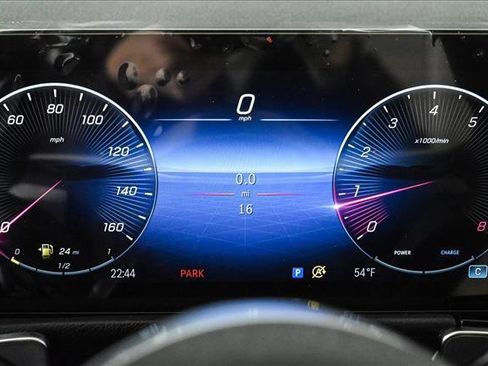 New 2026 Mercedes-Benz GLB 250 4MATIC image 11