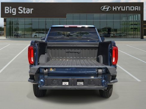 Used 2022 GMC Sierra 2500 AT4 image 8