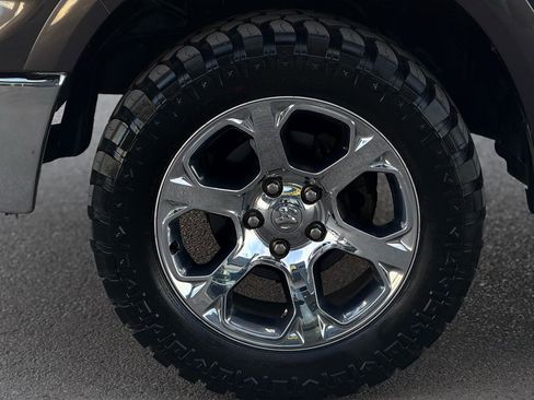 Used 2017 RAM 1500 Laramie image 20