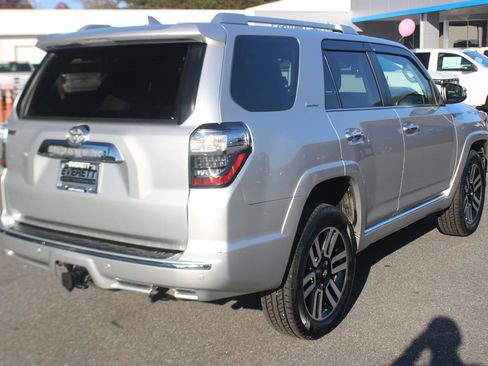 Used 2022 Toyota 4Runner Limited image 7