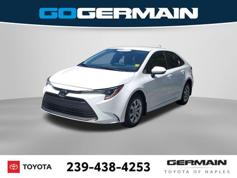 Used 2026 Toyota Corolla LE FWD image 1