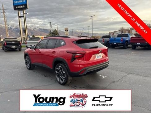 New 2026 Chevrolet Trax RS w/ Driver Confidence Package FWD image 5