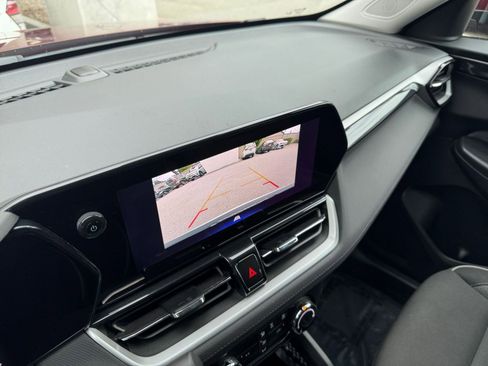 Used 2025 Chevrolet TrailBlazer LT image 17