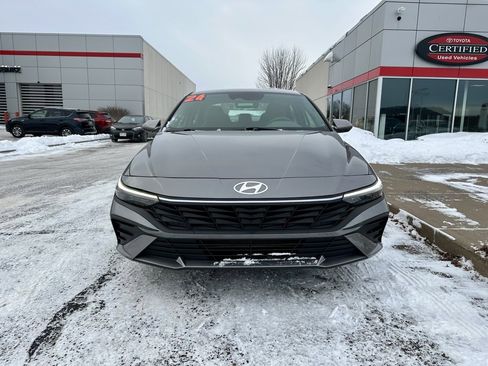 Used 2024 Hyundai Elantra SEL image 7