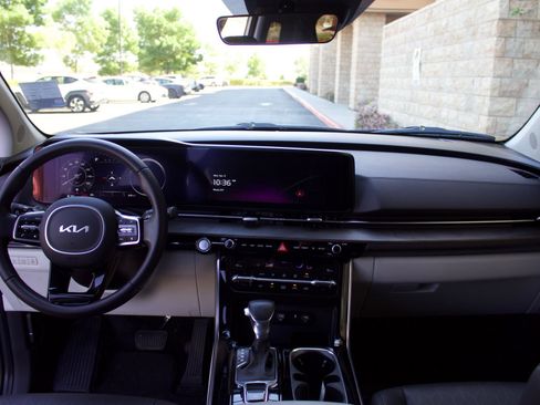 Used 2024 Kia Carnival SX FWD image 14