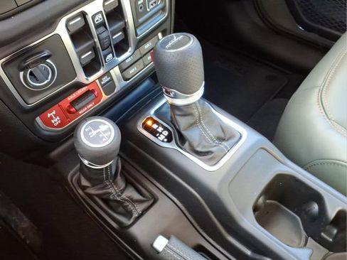 New 2026 Jeep Gladiator Mojave image 21