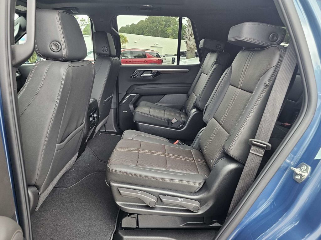 New 2026 Chevrolet Tahoe High Country w/ Sun And Tow Package RWD image 16