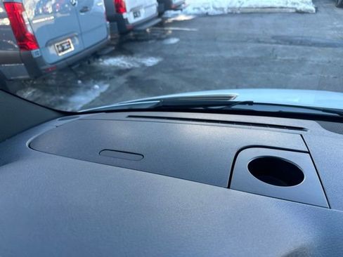 Used 2023 Mercedes-Benz Sprinter 144 Cargo image 19