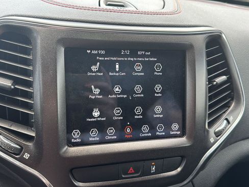 Used 2022 Jeep Cherokee Trailhawk AWD/4WD image 21