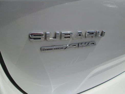 Used 2022 Subaru Forester Premium AWD/4WD image 7