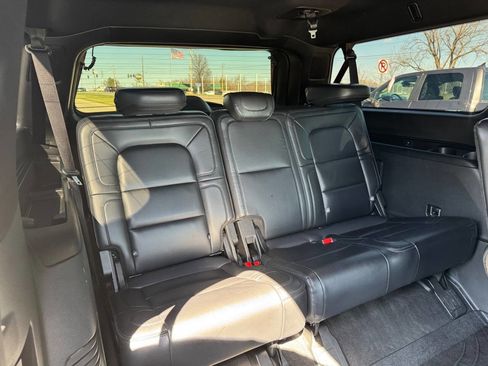 Used 2019 Lincoln Navigator L Reserve image 15