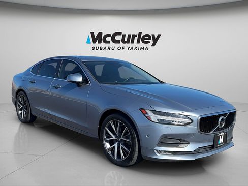 Used 2017 Volvo S90 T6 Momentum w/ Vision Package AWD/4WD image 8