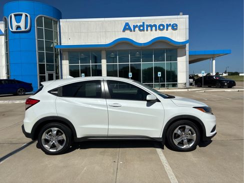 Used 2022 Honda HR-V LX image 24