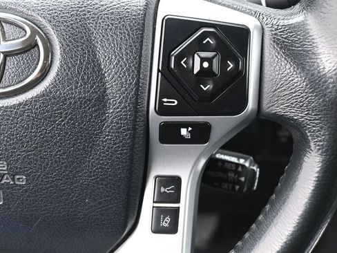 Used 2018 Toyota Tundra Limited AWD/4WD image 18