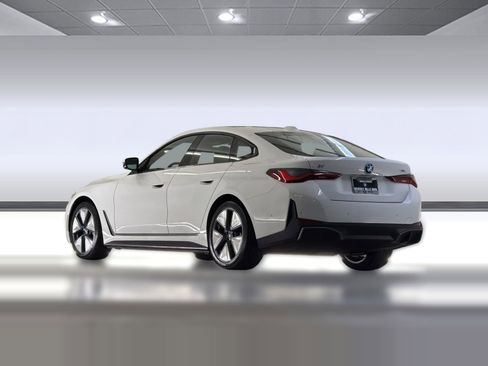 Used 2023 BMW i4 eDrive40 w/ Premium Package RWD image 3