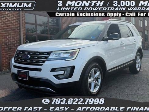 Used 2017 Ford Explorer XLT w/ Equipment Group 202A AWD/4WD image 1