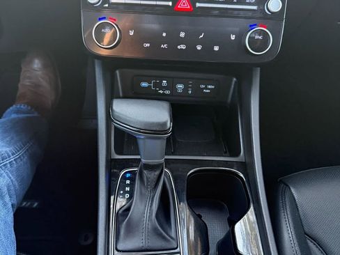 Used 2025 Hyundai Tucson SEL image 18