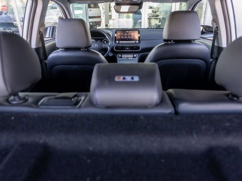 Used 2023 Hyundai Kona Limited w/ Cargo Package FWD image 29