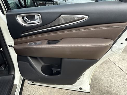 Used 2018 INFINITI QX60 FWD w/ Premium Plus Package image 17