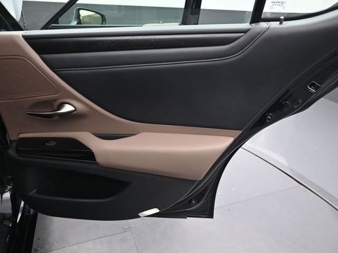 Used 2023 Lexus ES 350 w/ Premium Package FWD image 22