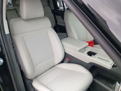 New 2026 Hyundai Santa Fe SE FWD image 30