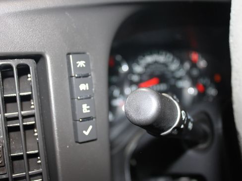 Used 2011 Chevrolet Express 3500 LT w/ LT Preferred Equipment Group image 9