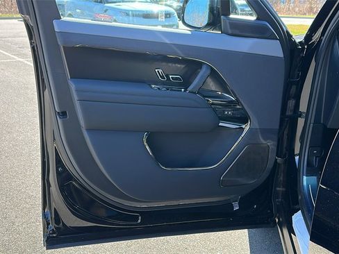 New 2025 Land Rover Range Rover Sport SV Edition Two image 9