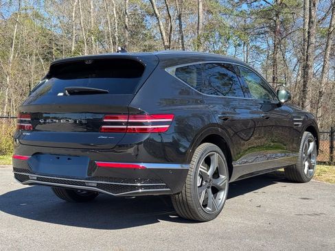 Used 2025 Genesis GV80 3.5T Prestige image 13