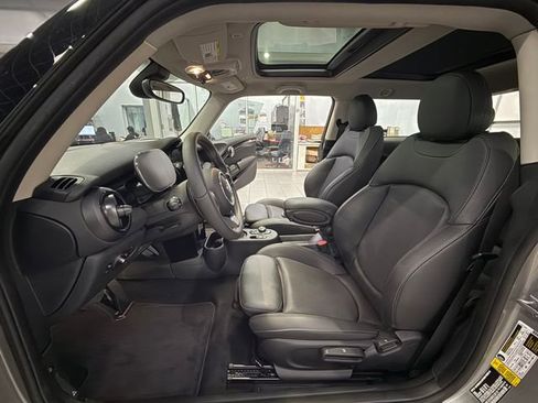 Used 2024 MINI Cooper S image 10