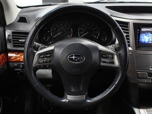 Used 2012 Subaru Outback 3.6R Limited w/ Moonroof Pkg AWD/4WD image 14