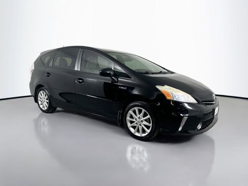 Used 2013 Toyota Prius V Two image 3