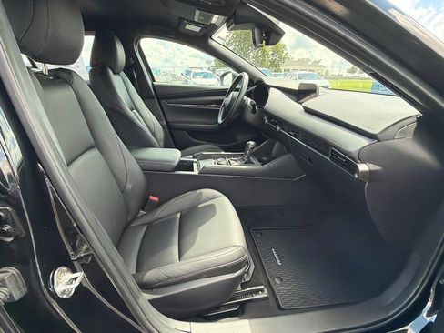 Used 2023 MAZDA MAZDA3 s FWD image 13