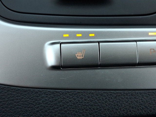 Certified 2026 Kia Carnival FWD image 25