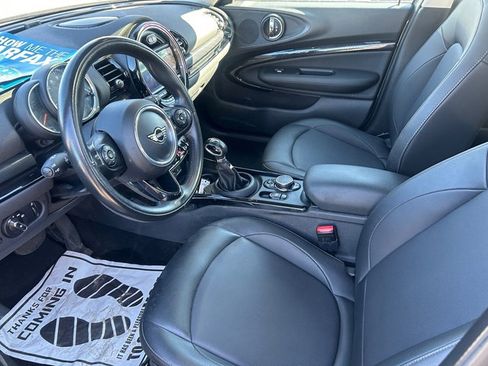 Used 2019 MINI Cooper Clubman ALL4 AWD/4WD image 4