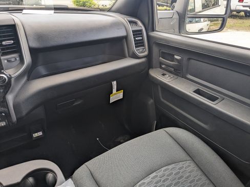 New 2025 RAM 2500 Tradesman image 15