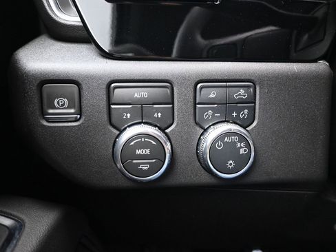 New 2026 GMC Sierra 1500 SLE w/ Preferred Package image 21