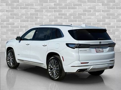 New 2026 Buick Enclave Avenir w/ Super Cruise Package FWD image 4