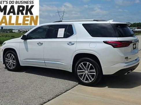 Used 2024 Chevrolet Traverse High Country FWD image 6
