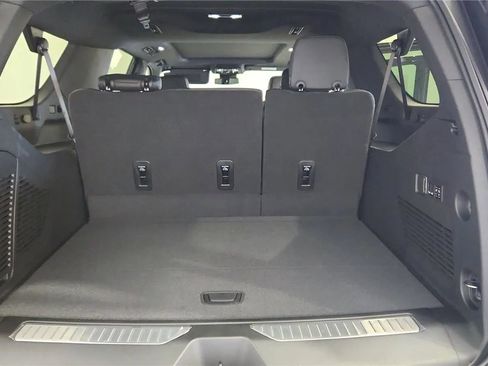 New 2026 Chevrolet Suburban RST w/ Comfort Package image 19