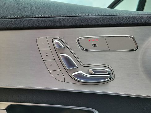 Used 2015 Mercedes-Benz C 300 4MATIC Sedan image 27
