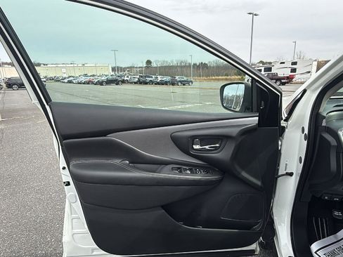 Used 2020 Nissan Murano S w/ Technology Package image 24