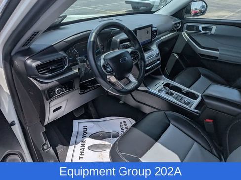 Used 2024 Ford Explorer XLT w/ Equipment Group 202A AWD/4WD image 13