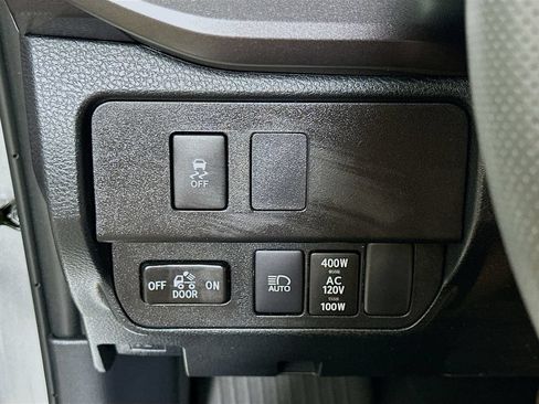 Used 2023 Toyota Tacoma TRD Sport w/ Technology Package AWD/4WD image 21