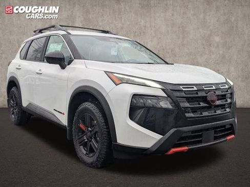New 2026 Nissan Rogue SV AWD/4WD image 1
