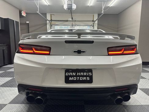 Used 2017 Chevrolet Camaro SS RWD image 31
