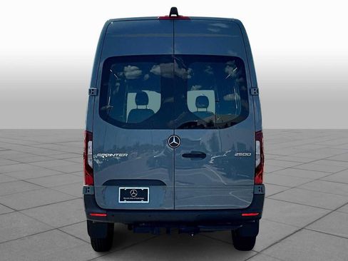 New 2025 Mercedes-Benz Sprinter 2500 image 4